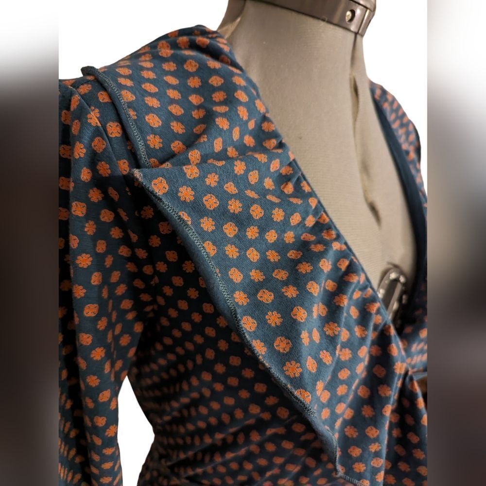 Matilda Jane w Green and orange print wrap dress with‎ ruffle details size small